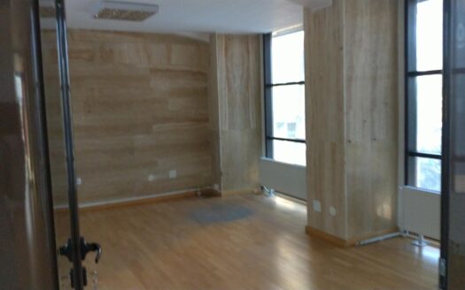 Cladire birouri Brasov de vanzare