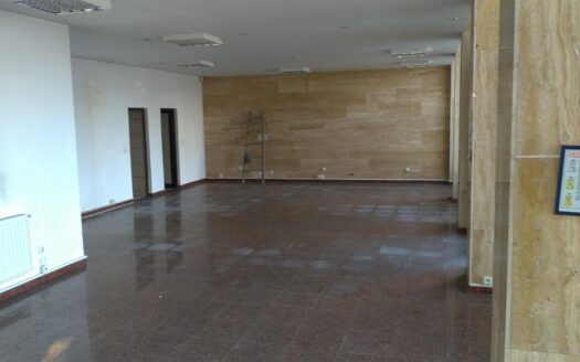 Cladire birouri Brasov de vanzare