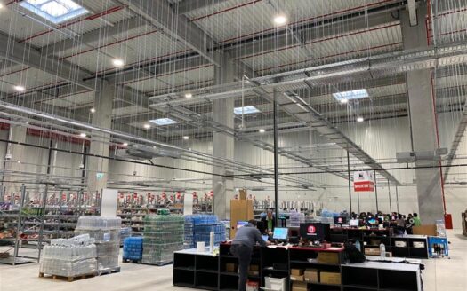 HALA DE INCHIRIAT CHITILA