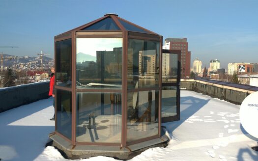 Cladire birouri Brasov de vanzare