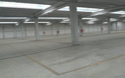 HALA DE INCHIRIAT 860 MP CENTURA INTERSECTIE CU SPLAI