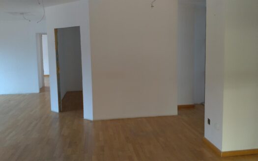 Cladire birouri Brasov de vanzare